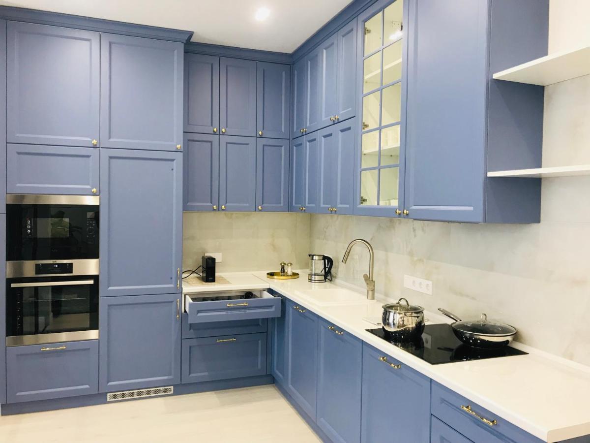 *Luxury Apartment In The City Center* キエフ エクステリア 写真